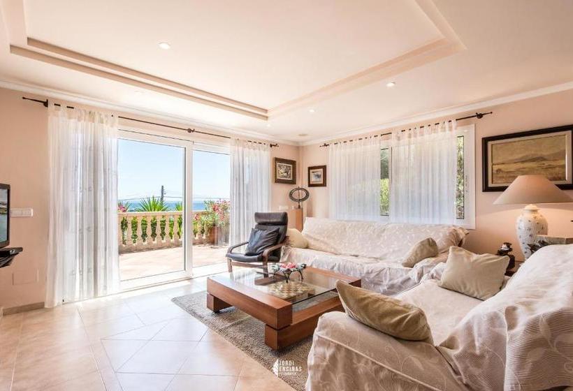 Villa Lighthouse In Alcanada