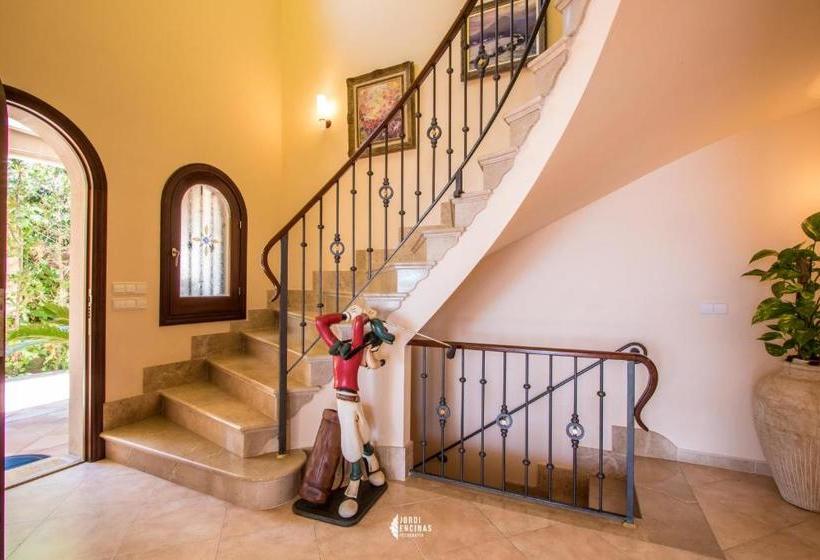 Villa Lighthouse In Alcanada