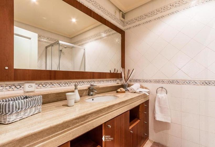 Villa Lighthouse In Alcanada