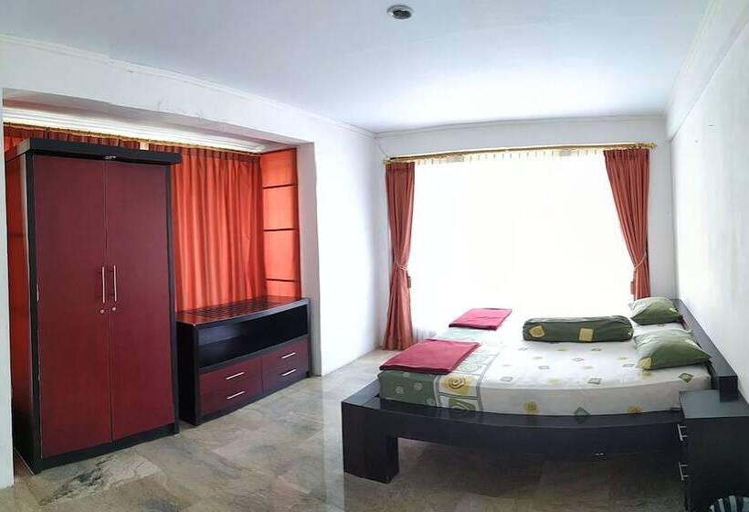 Villa Pinggir Danau Puncak For 30 Pax