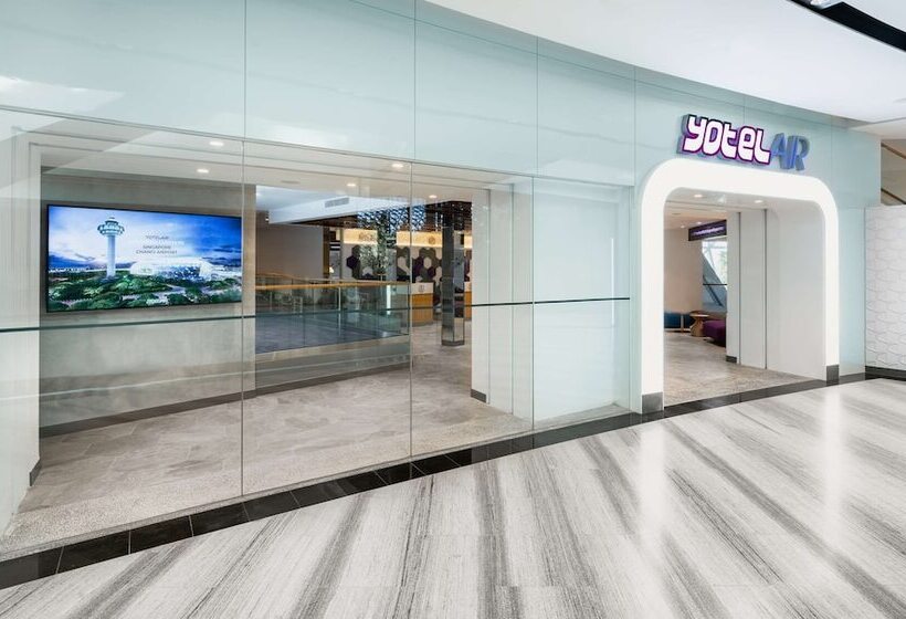 Yotelair Singapore Changi Airport Landside