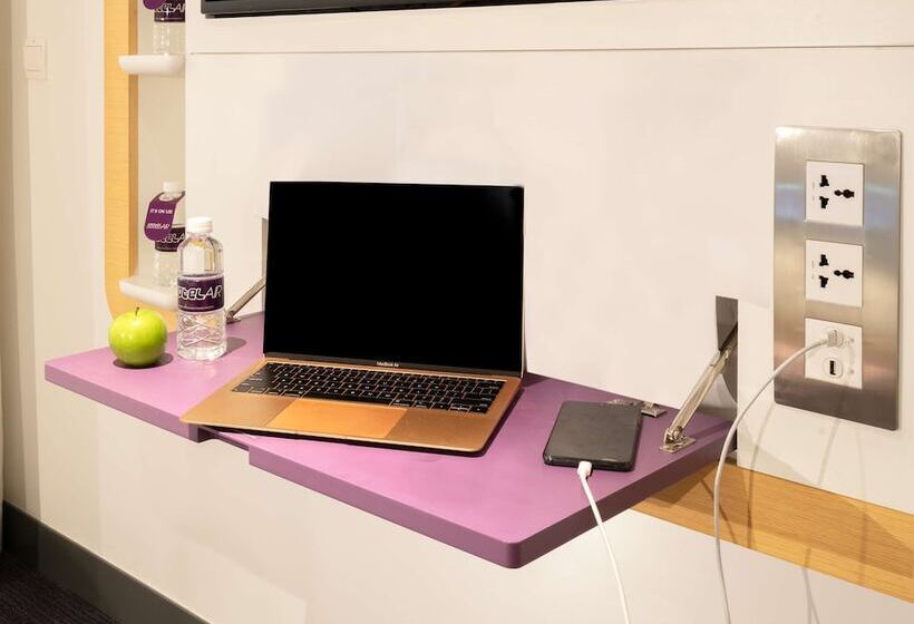 Yotelair Singapore Changi Airport Landside