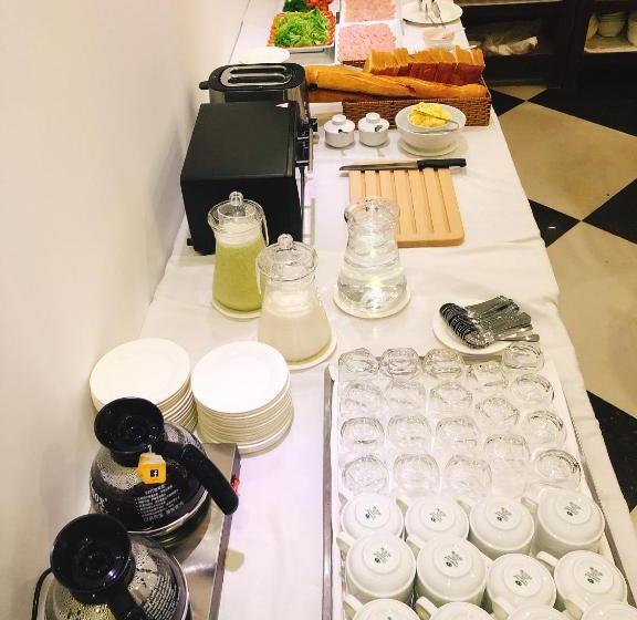 هتل Aha Bliss Boutique Saigon