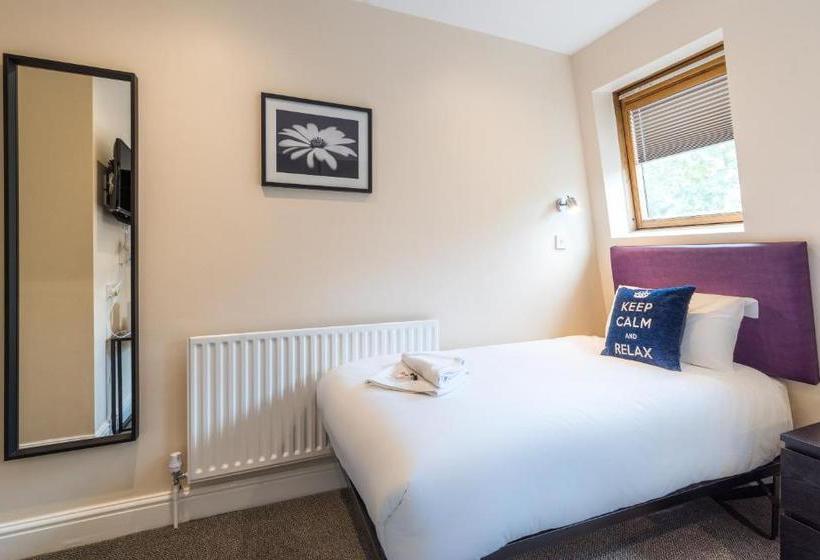 Отель Golden By Saba