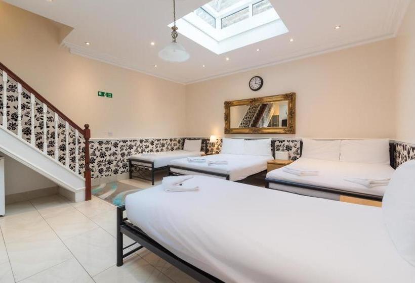 Отель Golden By Saba