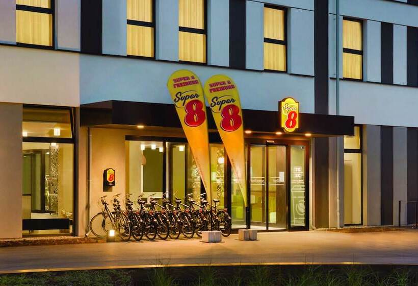 酒店 Super 8 By Wyndham Hamburg Mitte