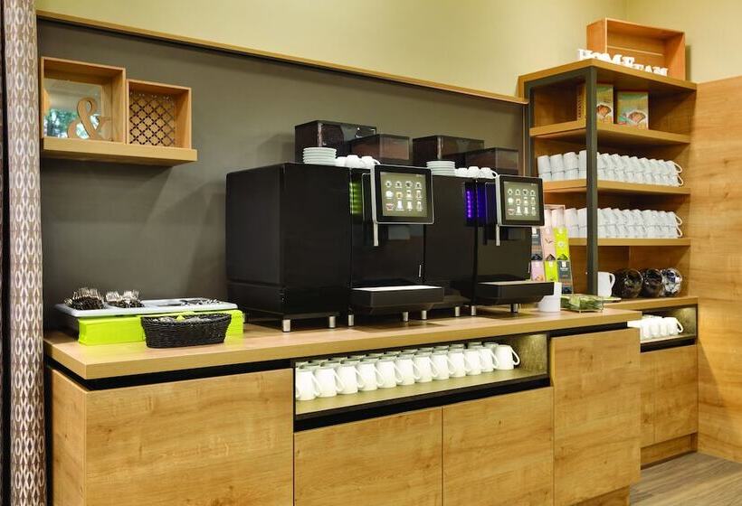 酒店 Super 8 By Wyndham Hamburg Mitte