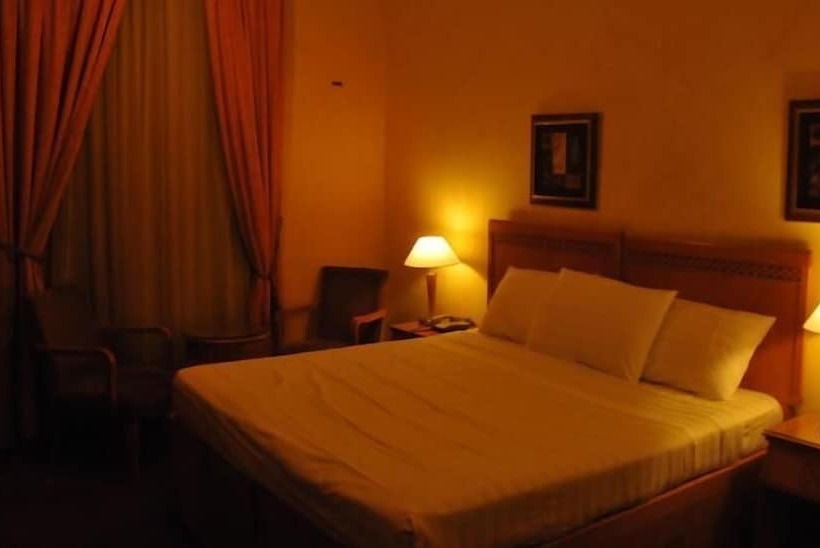 酒店 Qasr Al Ansar Golden Tulip