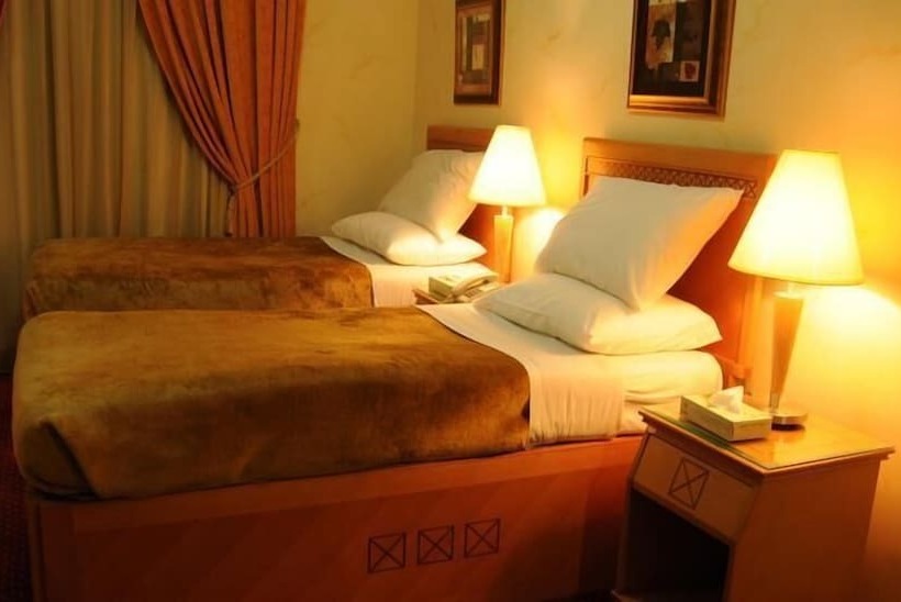 酒店 Qasr Al Ansar Golden Tulip