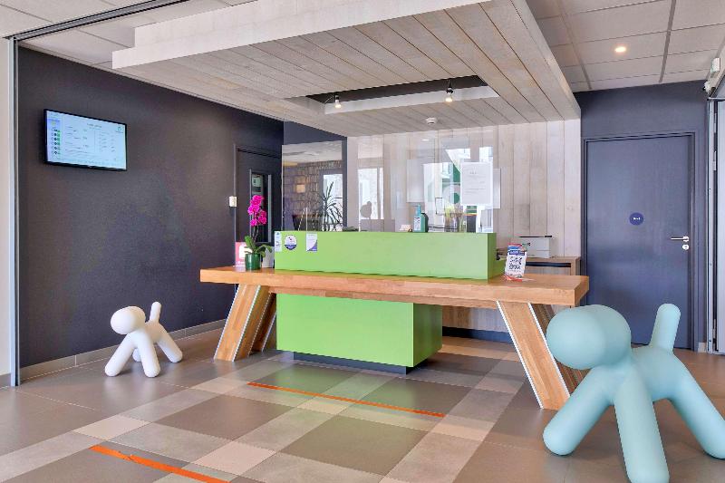 בית מלון כפרי Campanile Saint Jean De Luz