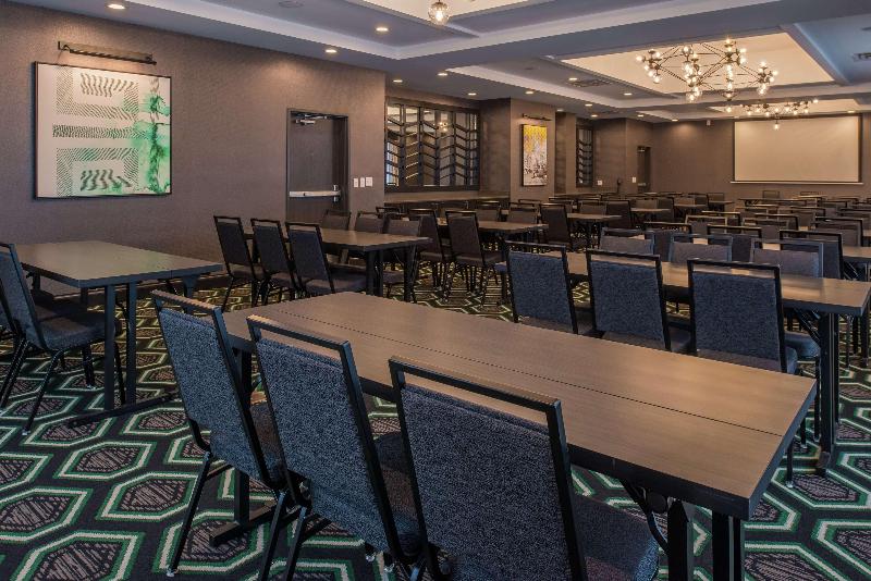 فندق Hampton Inn & Suites Winstonsalem Downtown
