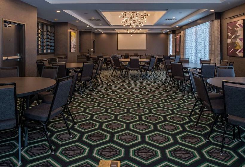 فندق Hampton Inn & Suites Winstonsalem Downtown