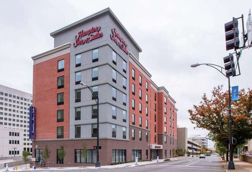 فندق Hampton Inn & Suites Winstonsalem Downtown