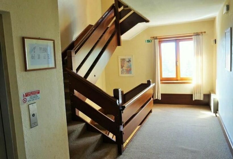 בית מלון כפרי Lares