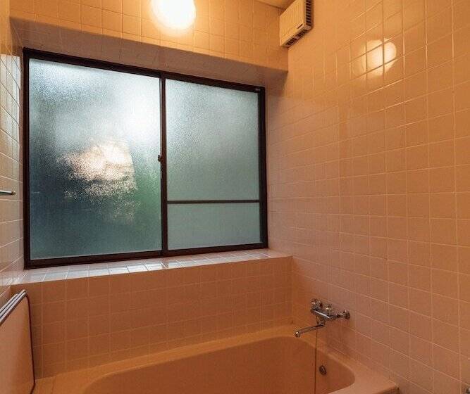 هتل Izumigo Ambient Yatsugatake Cottage