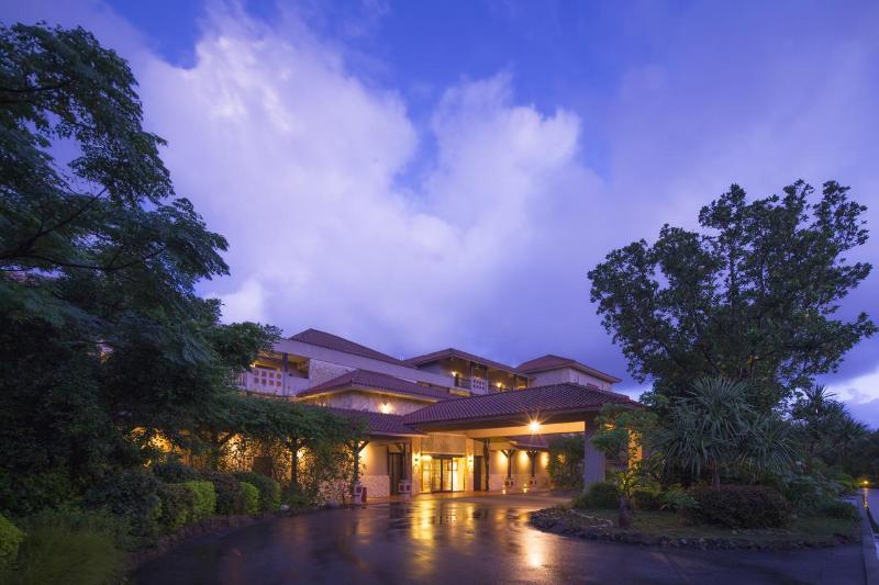 בית מלון כפרי Nirakanai Iriomotejima