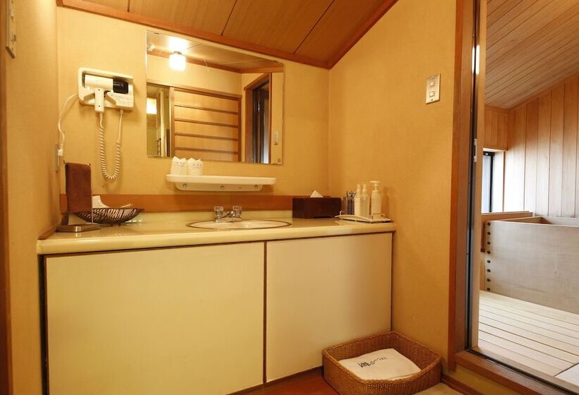 בית מלון כפרי Tateshina Ai