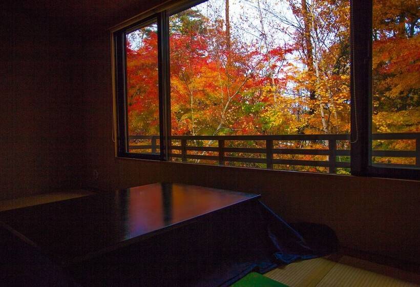 בית מלון כפרי Tateshina Ai