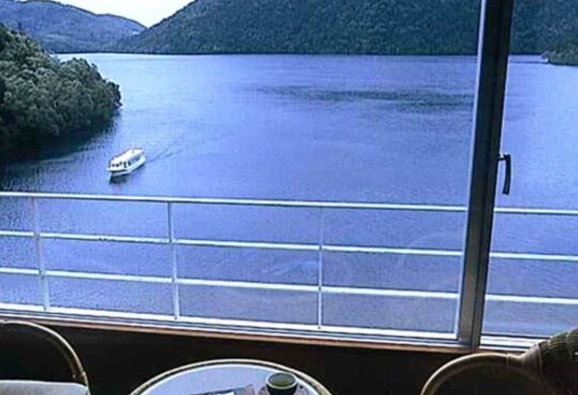 Shikaribetsu Lakeside Onsen Hotel Fusui