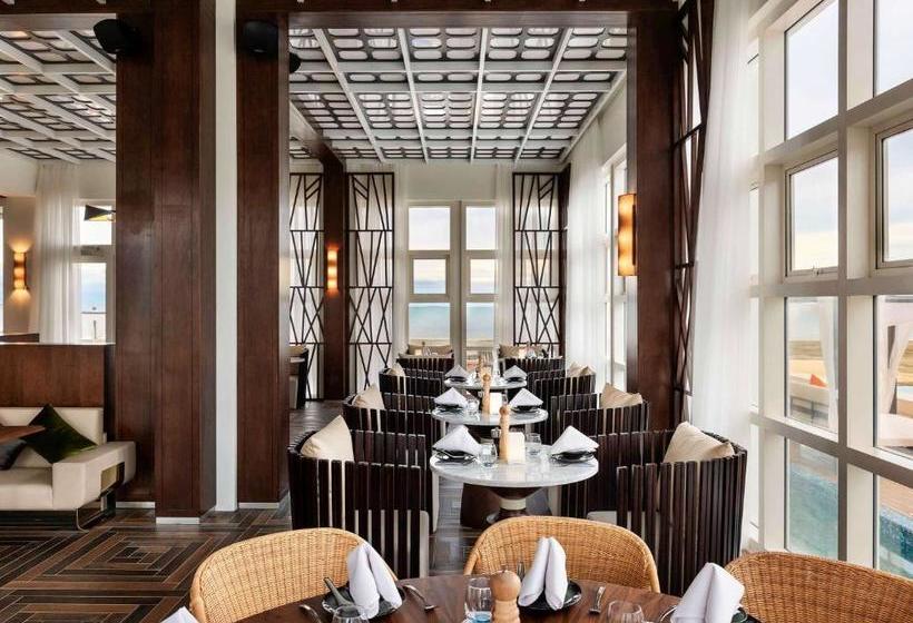 Отель Nadi Bay Resort And Spa Fiji