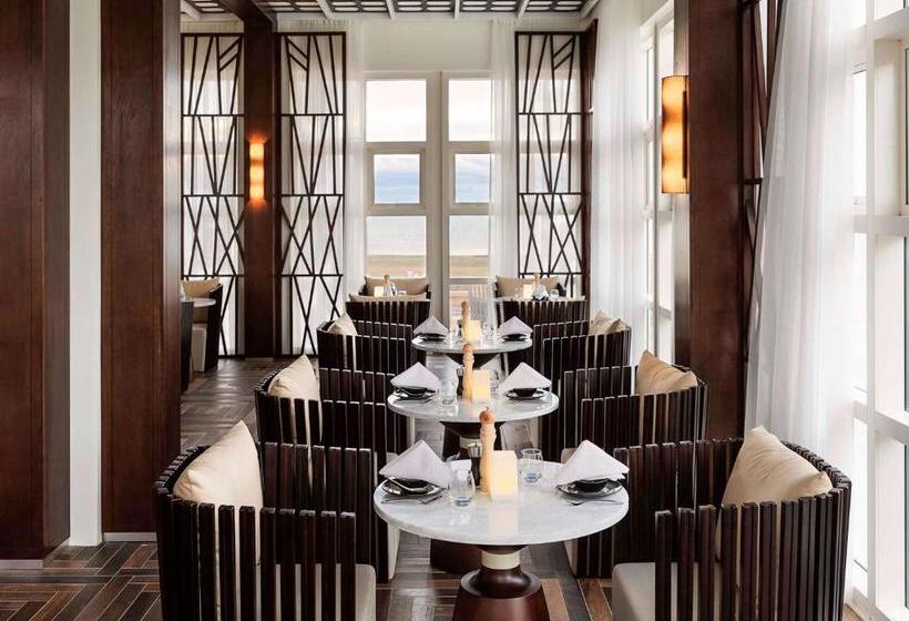 Отель Nadi Bay Resort And Spa Fiji