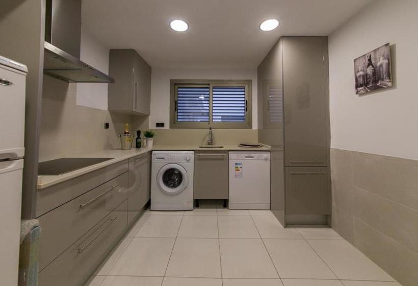 Intersalou Monaco Family Apartments