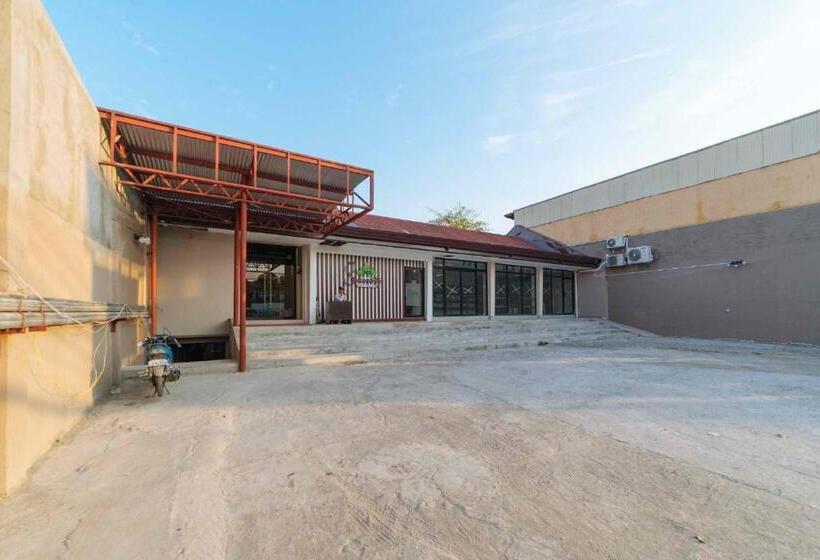 בית מלון כפרי Reddoorz At Traveler S Inn Bajada Davao