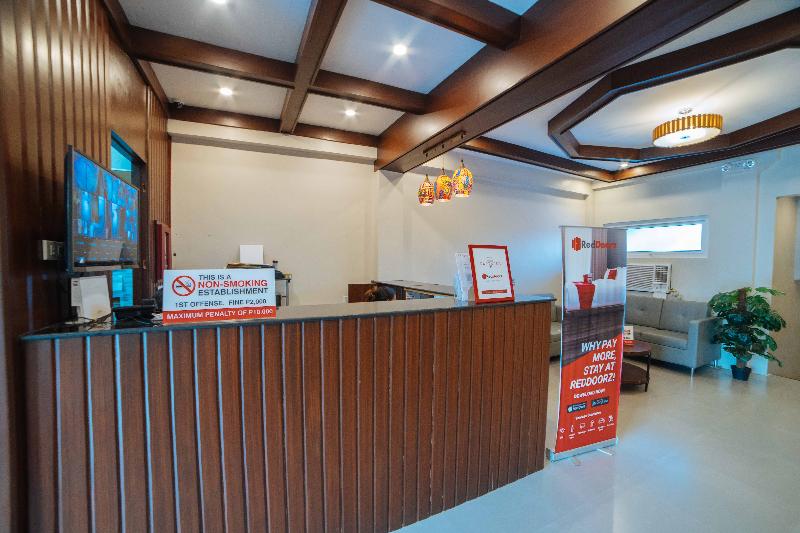 בית מלון כפרי Reddoorz At Traveler S Inn Bajada Davao