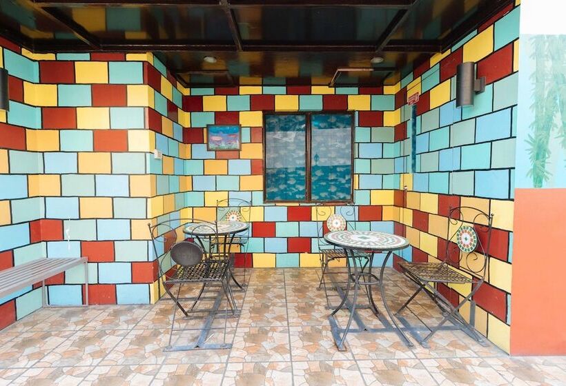 בית מלון כפרי Reddoorz Plus @ Rsg Legarda Manila