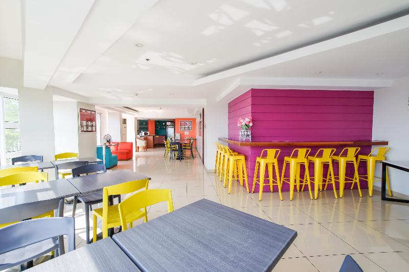 Myspace Hotel At Bgc