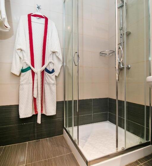 Danezis City Stars Boutique Apart