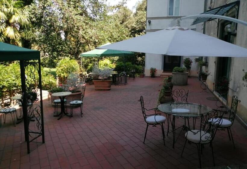 فندق فئة نجمة واحدة Villa La Dogana