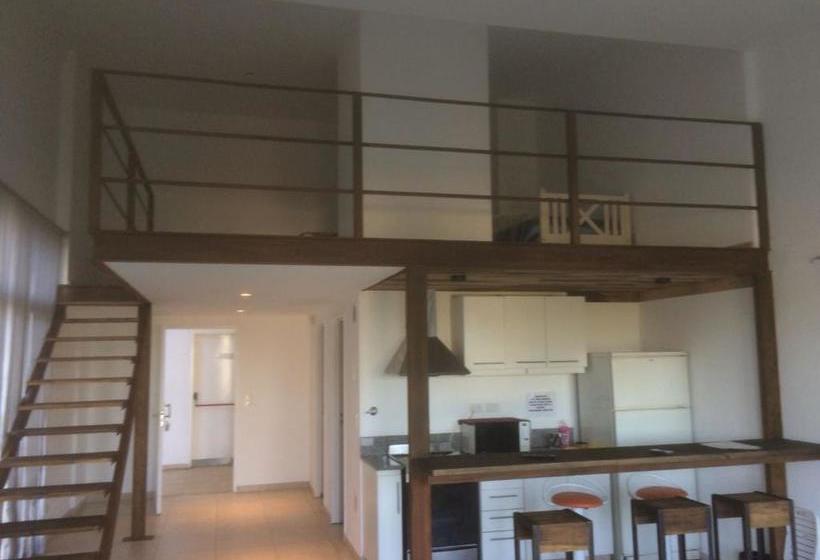 ホテル Departamento Alassio