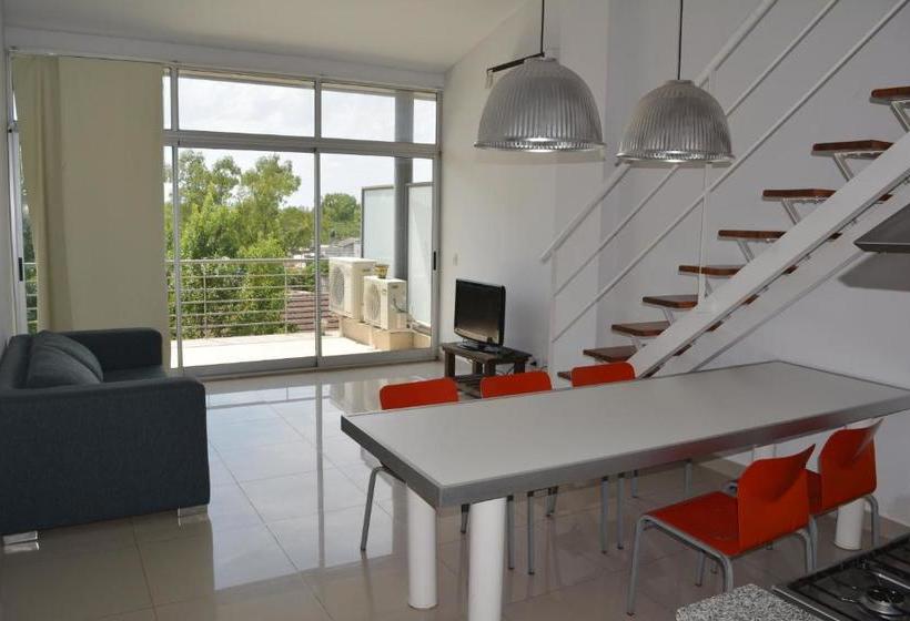 ホテル Departamento Alassio