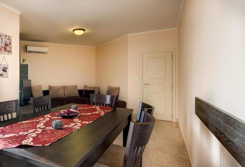 酒店 Esteban Vip Residence Club