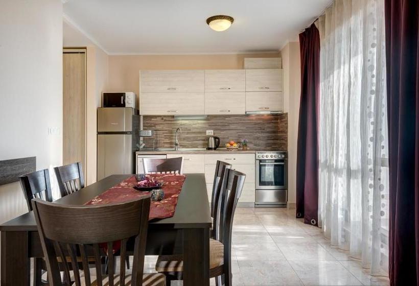 酒店 Esteban Vip Residence Club