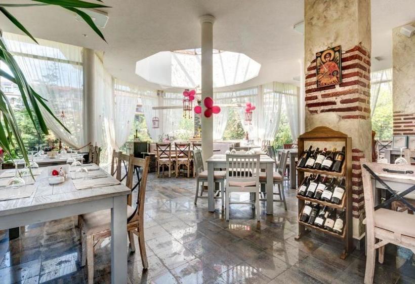 酒店 Esteban Vip Residence Club