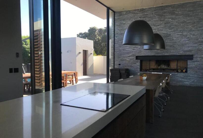 酒店 The Ocean View Guest House