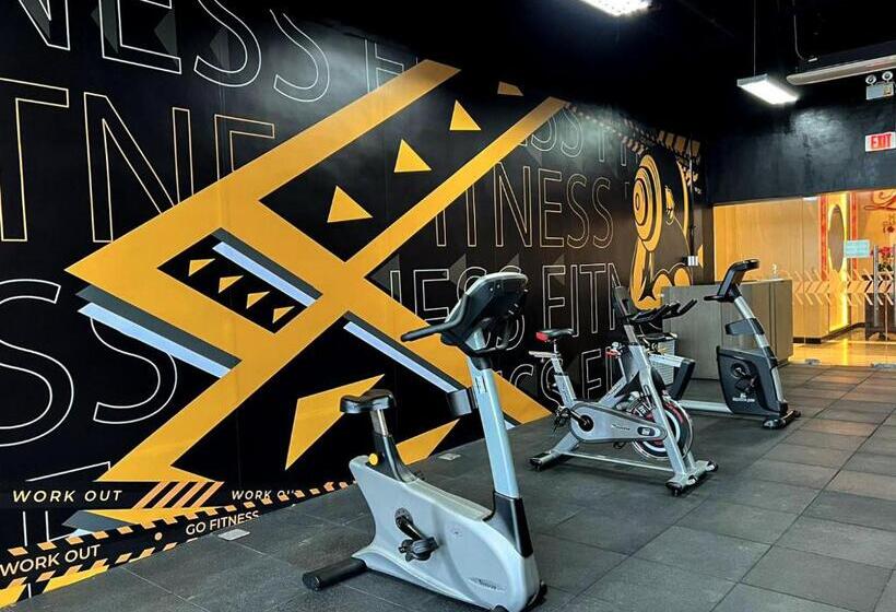 هتل Best Western Plus Metro Clark