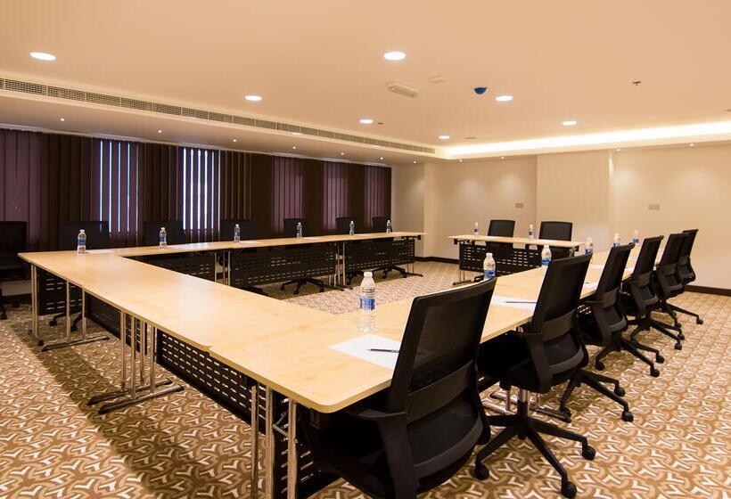 City Park Hotel Apartments