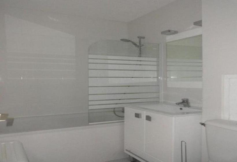 Отель Les Ambassades Du Soleil