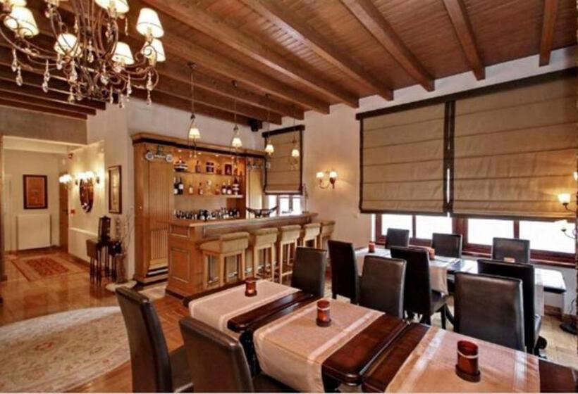 בית מלון כפרי Methexis Boutique