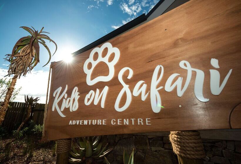 Отель Riverdene Family Lodge