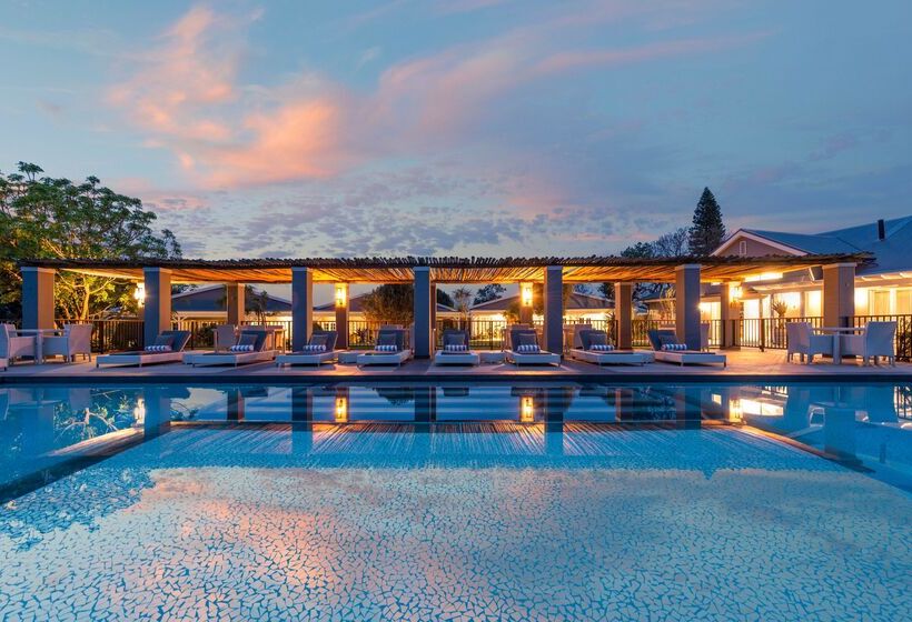 Отель Riverdene Family Lodge