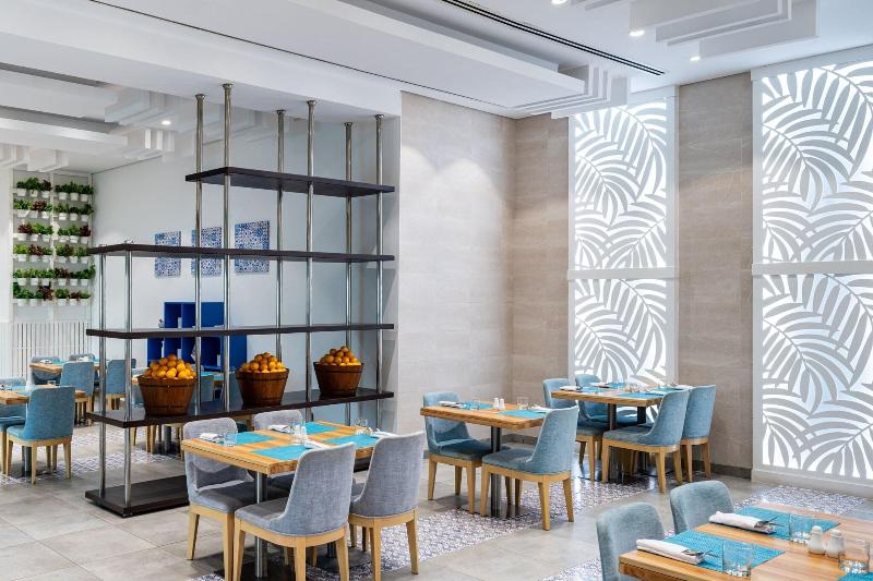 هتل Four Points By Sheraton Sharjah