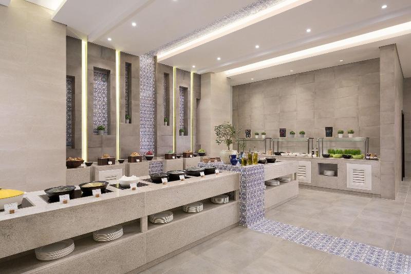 هتل Four Points By Sheraton Sharjah