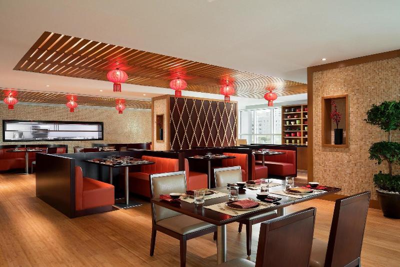 هتل Four Points By Sheraton Sharjah