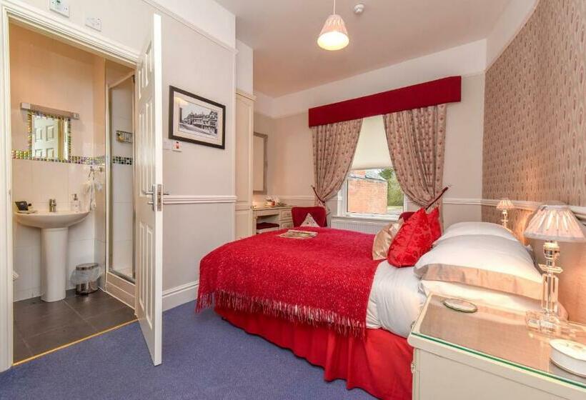 Отель Twelfth Night Guesthouse