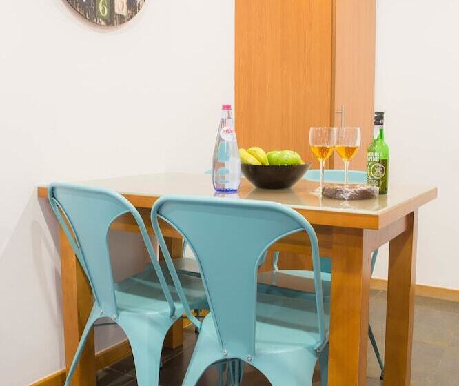 Five Design Rooftop By Storytellers