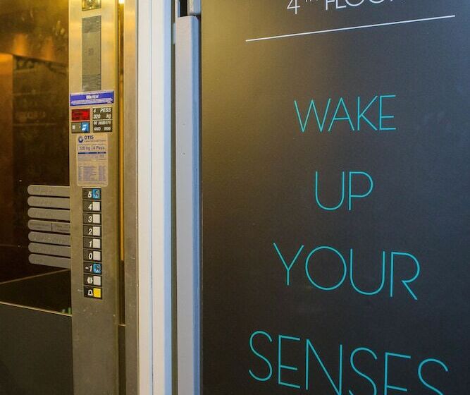 Five Design Rooftop By Storytellers